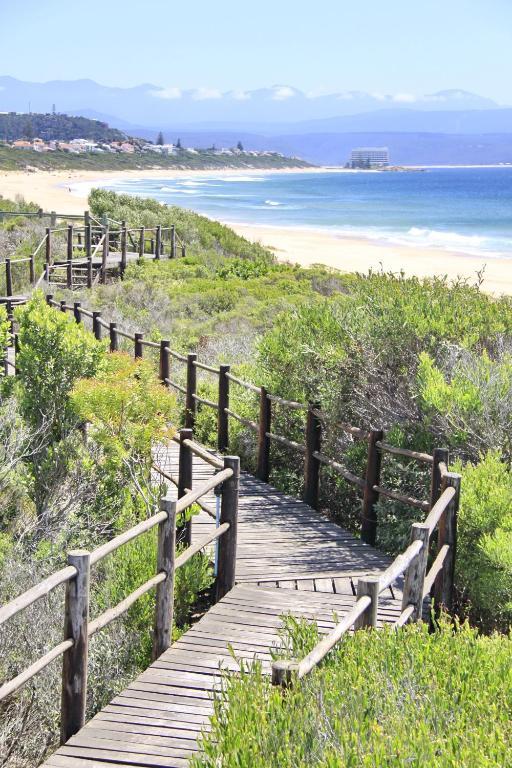 Sea Breeze Beach House Plettenberg Bay Exterior foto