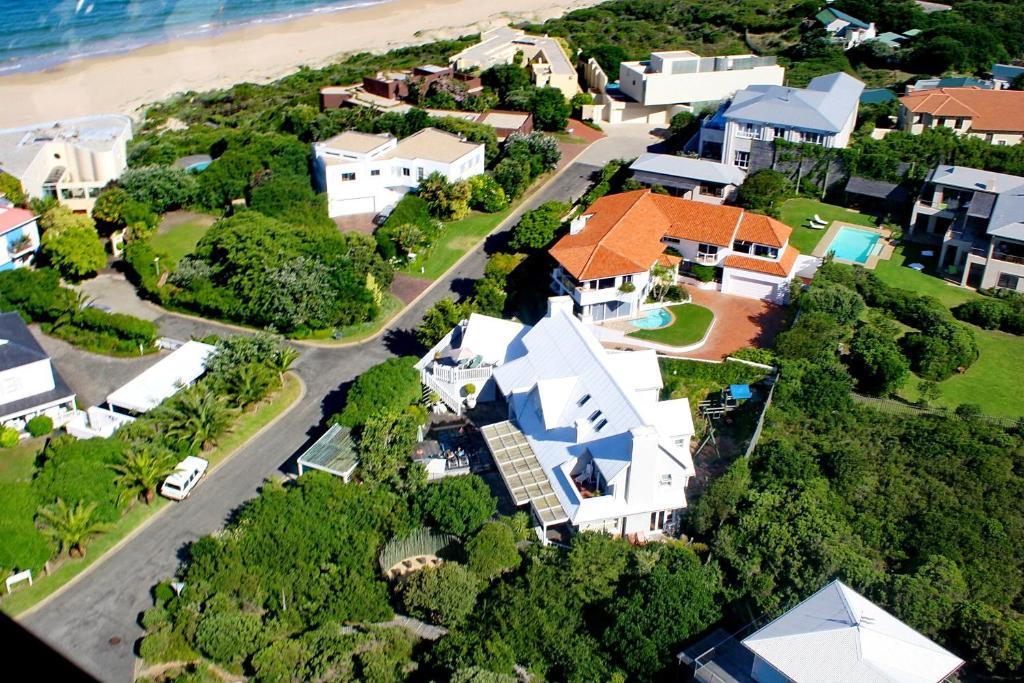 Sea Breeze Beach House Plettenberg Bay Exterior foto