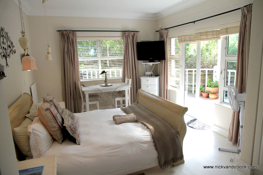 Sea Breeze Beach House Plettenberg Bay Exterior foto